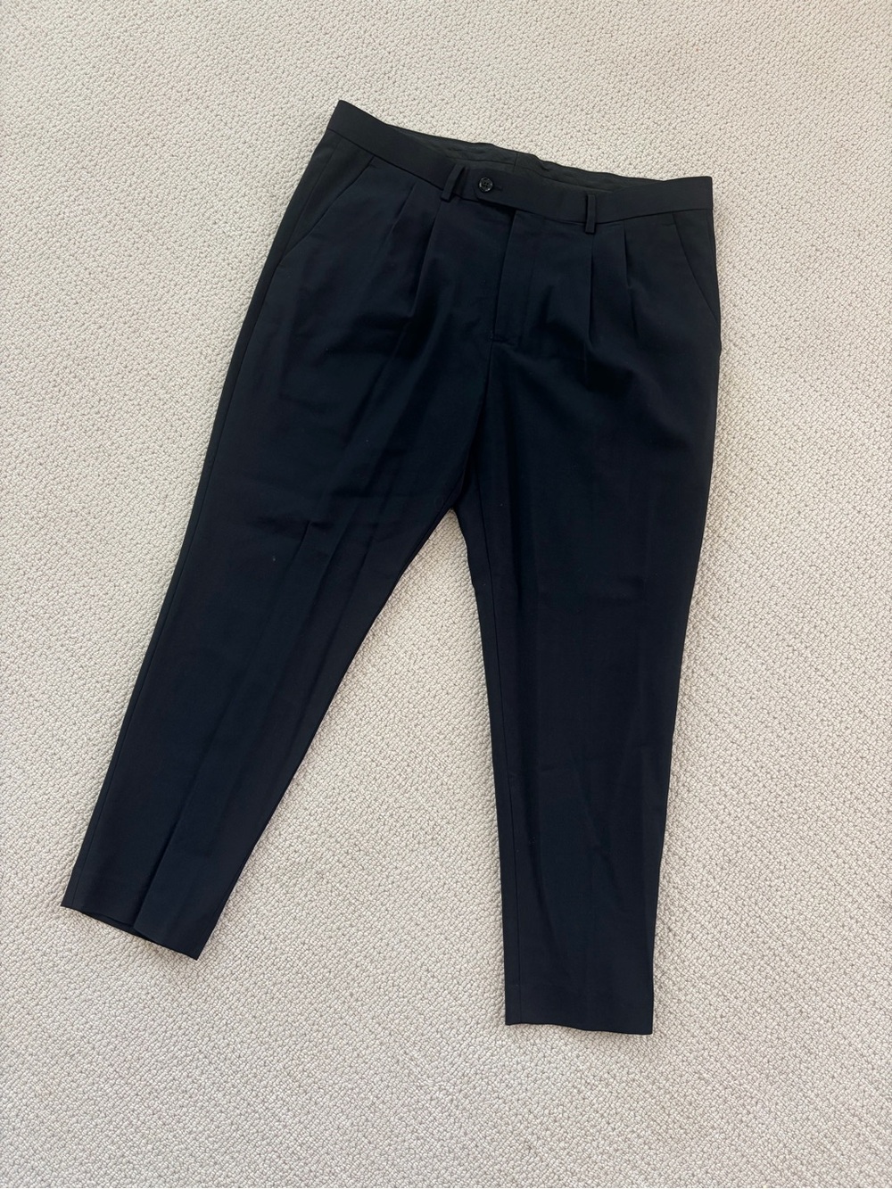 Express Men's Black Pleated Dress Pants 34W